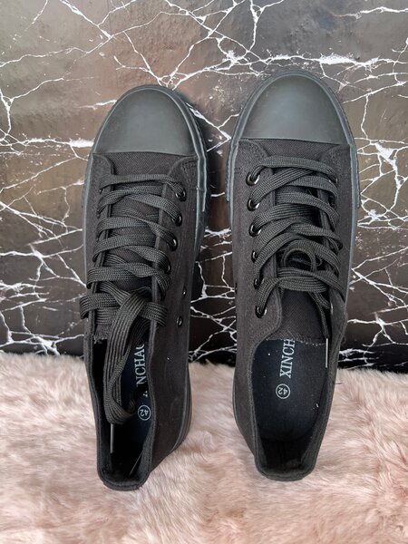 Baskets tendance unisexes