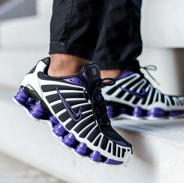 Baskets Nike Shox innovantes