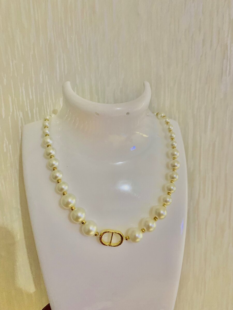 Ladies Necklace