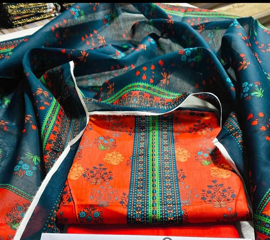 Lawn 3 Peace Suit