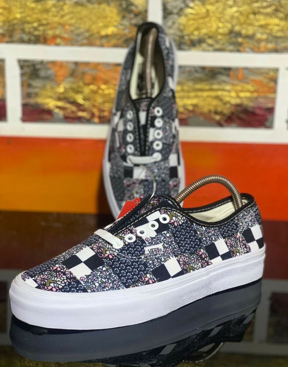 Vans authentic