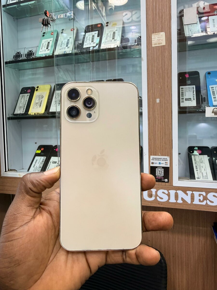 iPhone 12 Pro Max 128Go  Messa