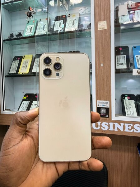 iPhone 12 Pro Max 128Go  Messa