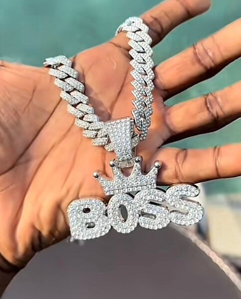 Chaîne boss couronne bling