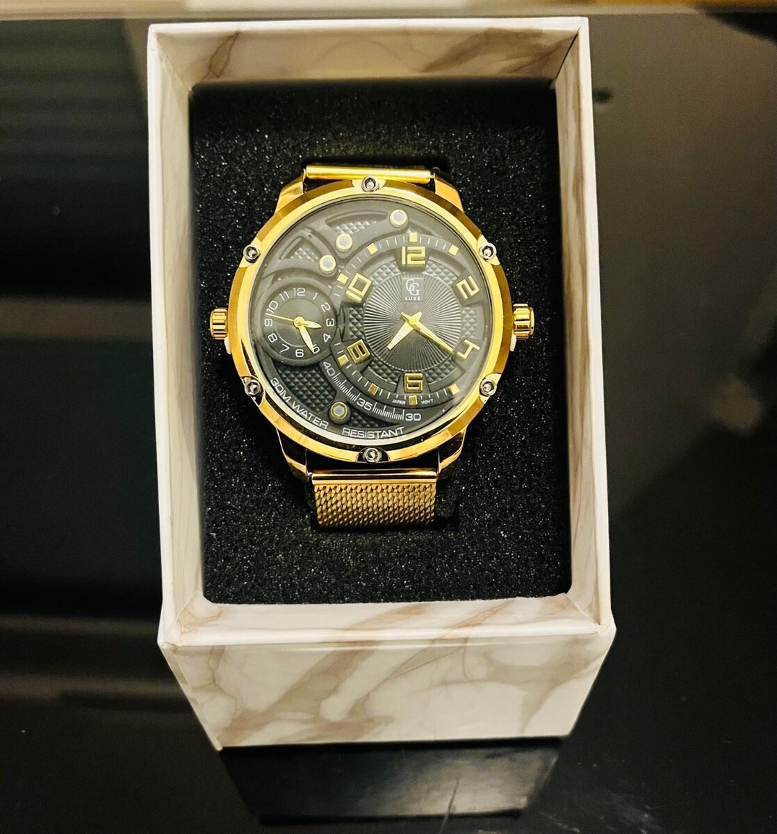 Montre Homme Élégante Dorée