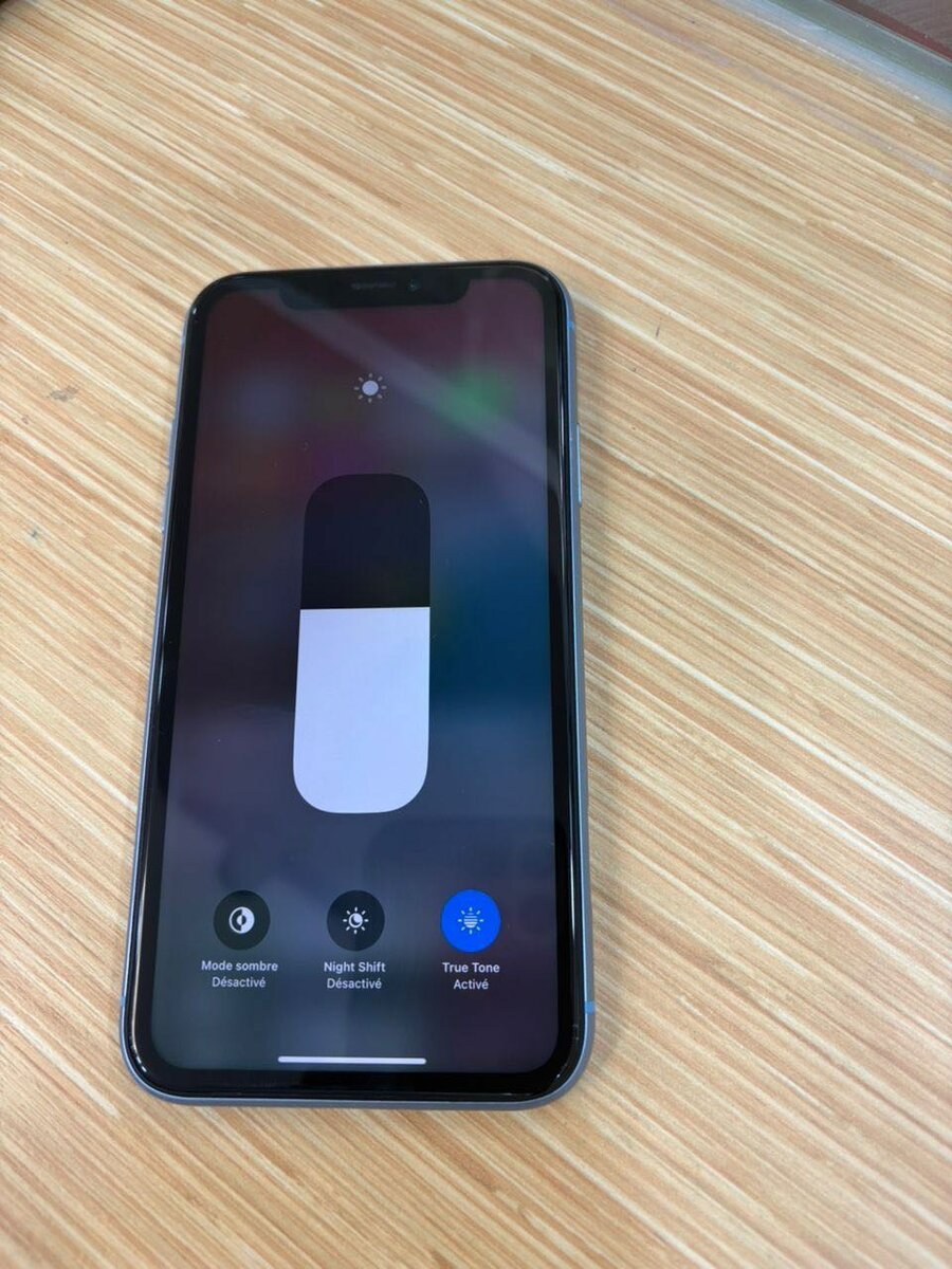 iPhone XR Bleu Débloqué