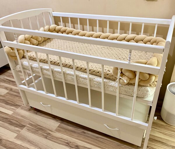 Кровать-манеж