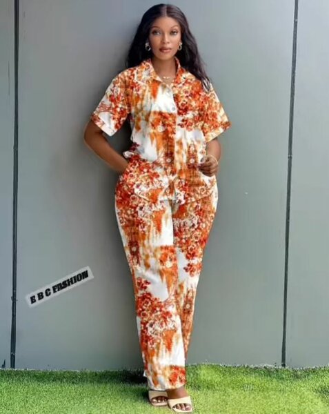 Combinaison imprimée colorée