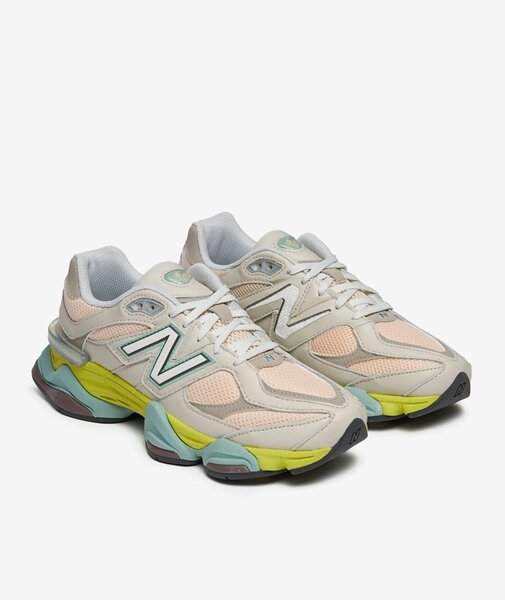 New balance sneaker