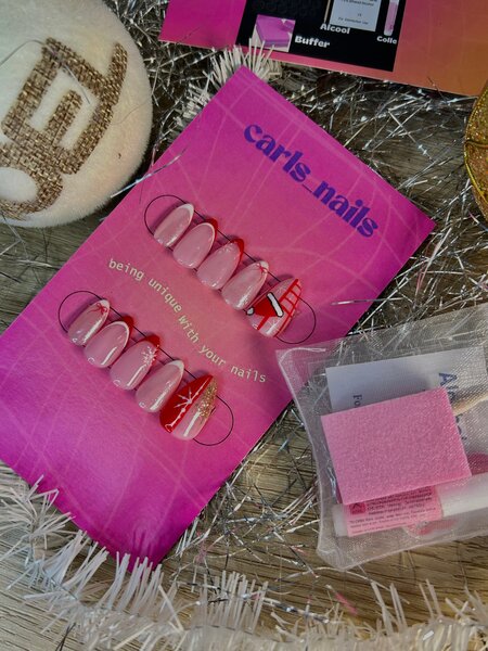 Festive Press-On Nails