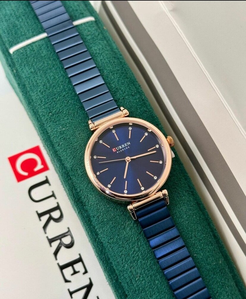 Montre élégante curren