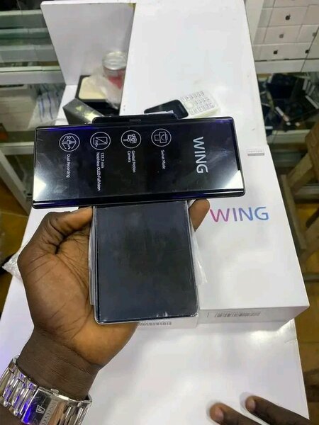 Téléphone LG Velvet 5G