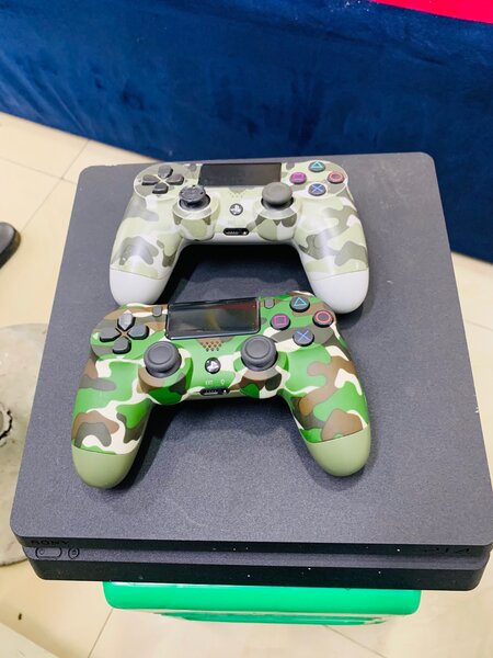 Ps4 slim