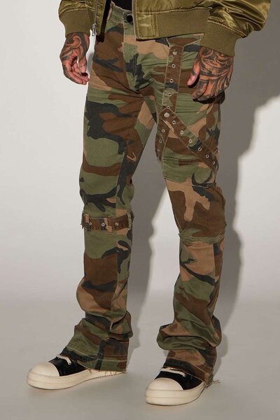 Skinny flared camouflaged jeans