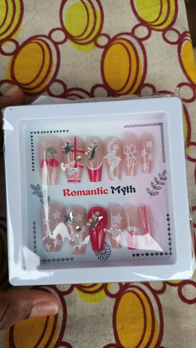 Ongles artificiels décoratifs