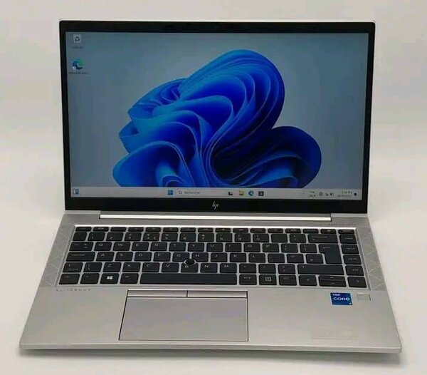 Ordinateur portable HP moderne