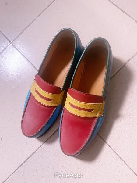 Mocassins en cuir colorés