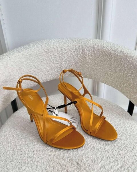 Sandales à talons élégantes