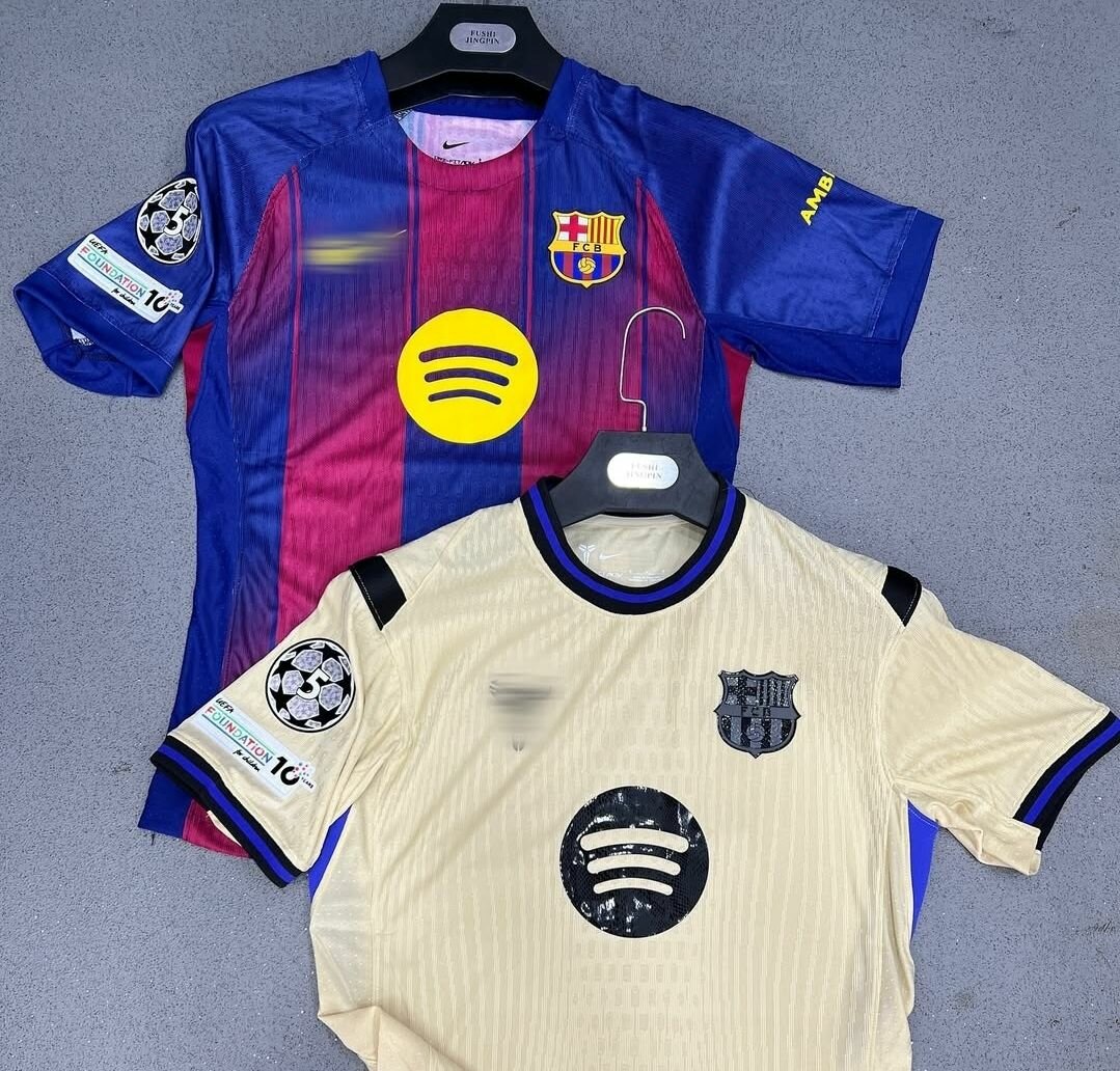 Maillot de football FC coloré