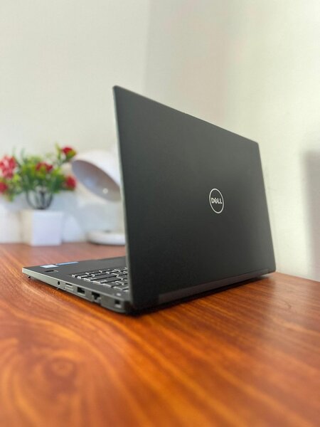 DELL LATITUDE 7280 CORE I7 256GB SSD 8GB RAM