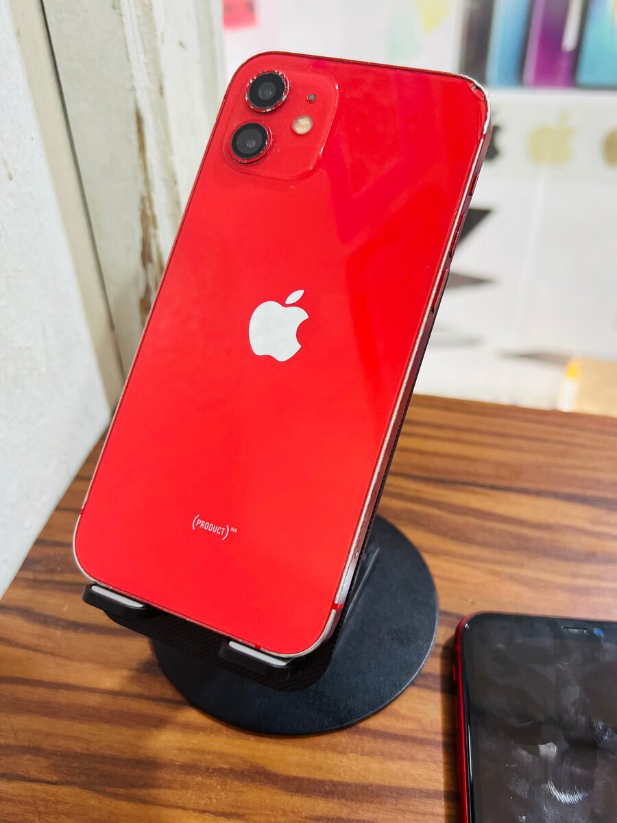 IPhone 12 64gb ( vendu ae reçu )