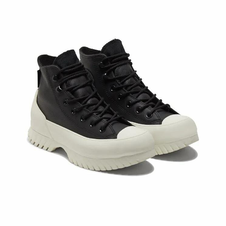 Chuck Tylor converse( black and white)