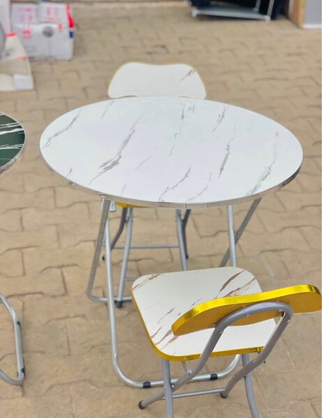 Table pliable en marbre