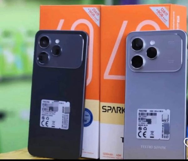 Tecno Spark 40 Smartphone