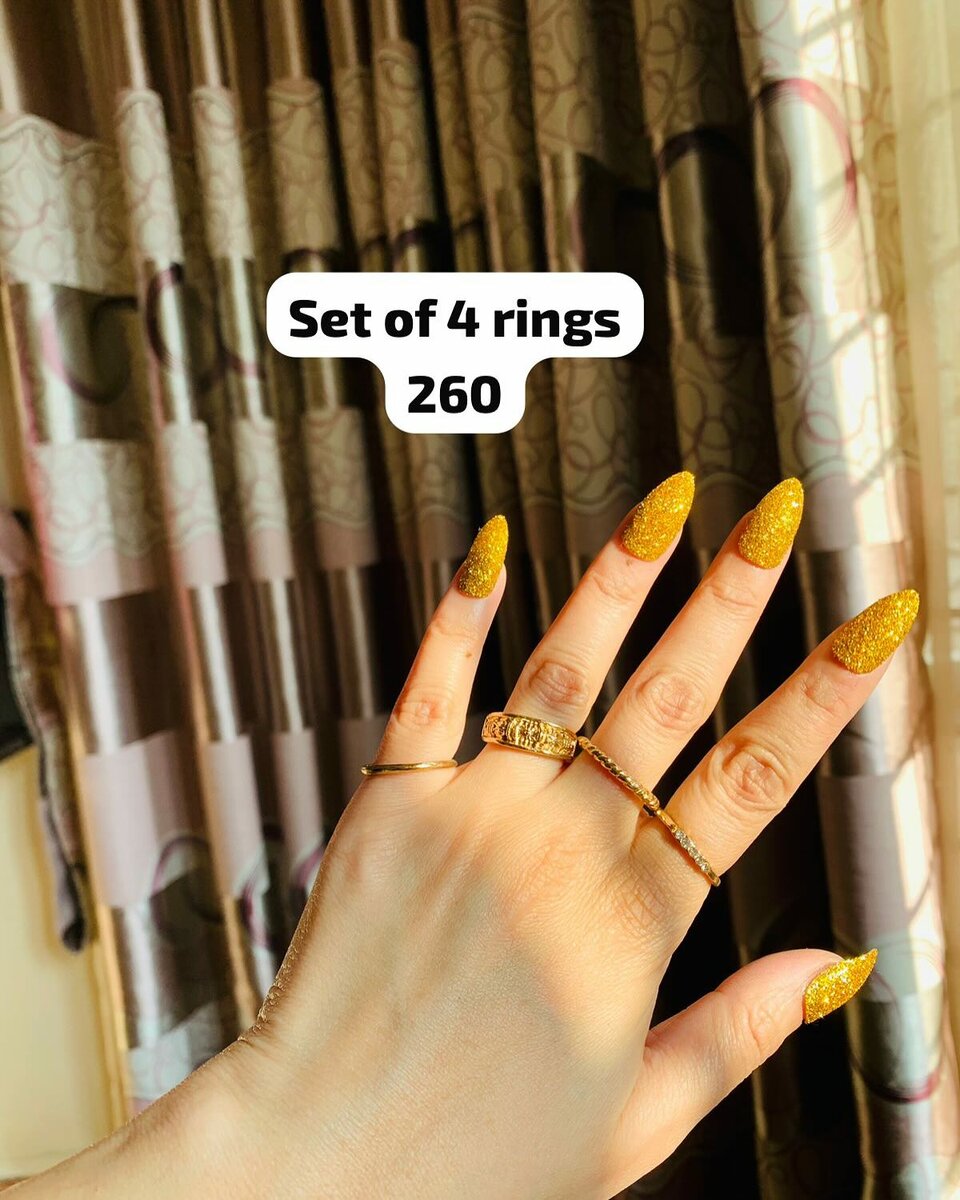 Set of 4 rings