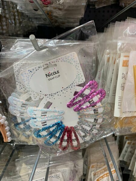 Lot barrettes paillettes multicolores