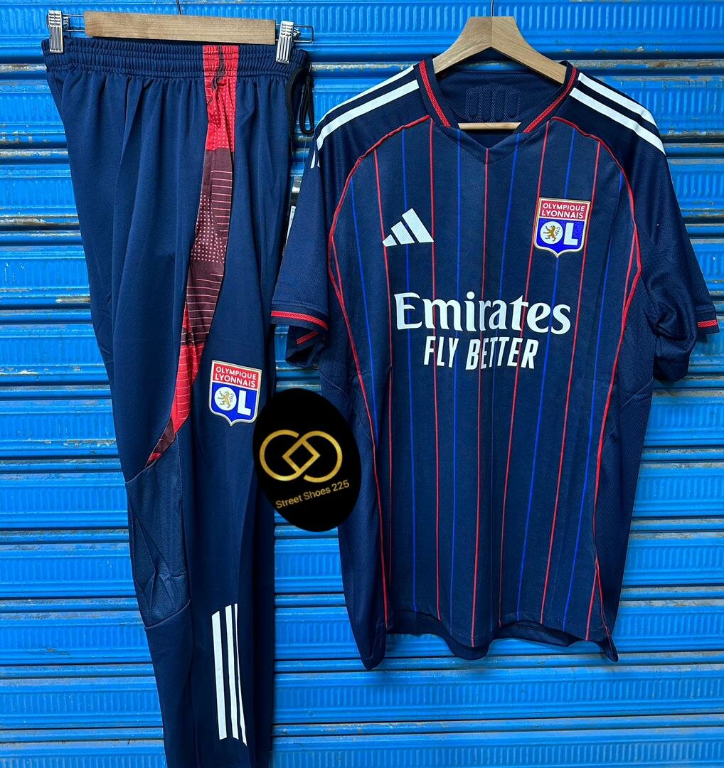 Tenue de Football Club
