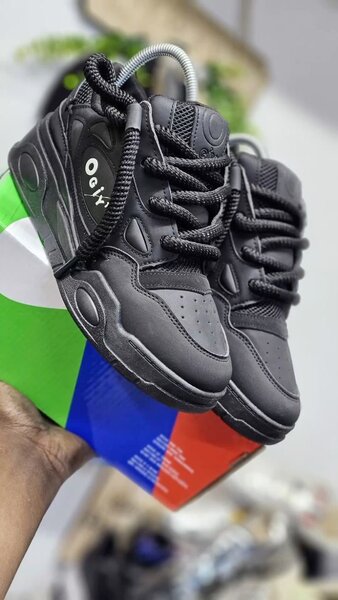 Chaussures OGIY