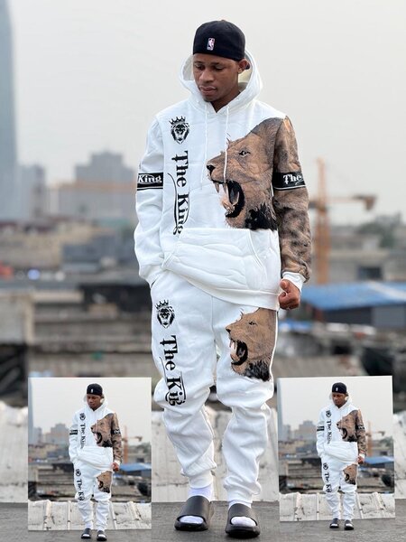 Jogging Lion King Design