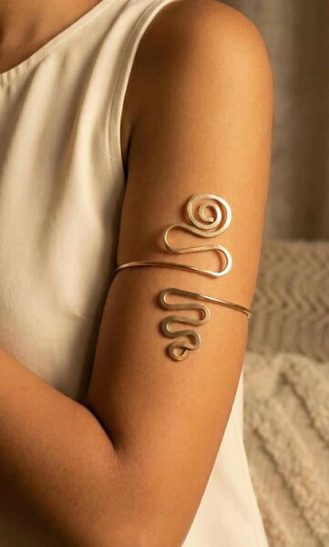 Bracelet de bras élégant