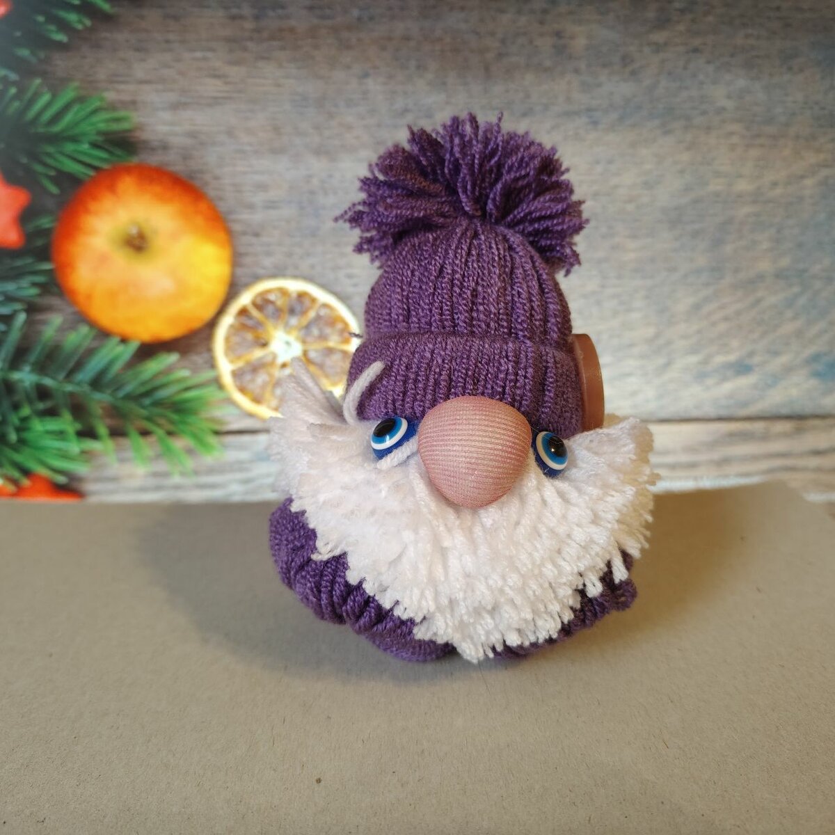 Скандинавские гномы. Новогоднее украшение