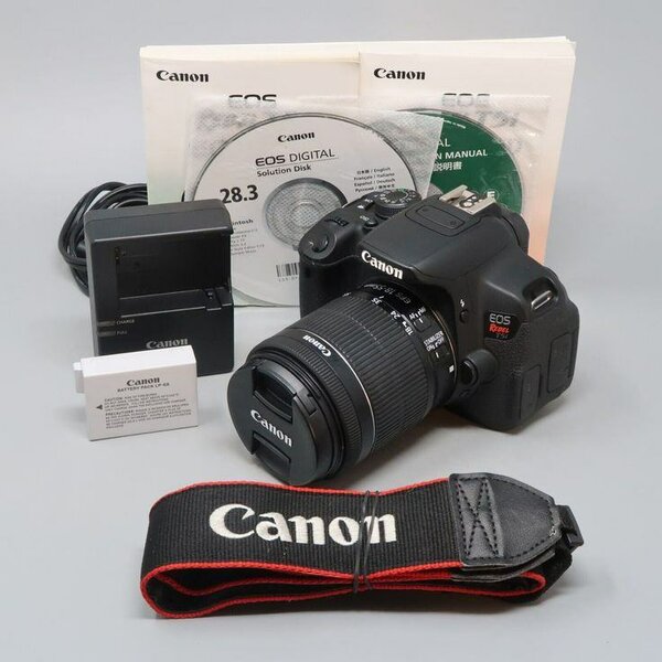 Appareil photo Canon EOS avec objectif