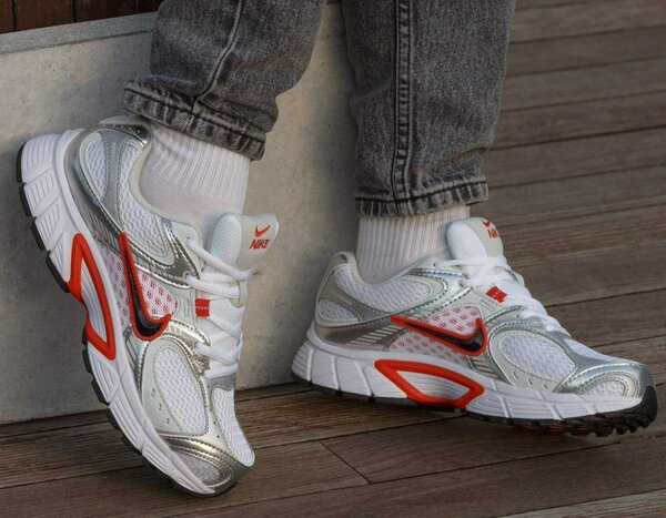 Baskets Nike Blanches Unisexes