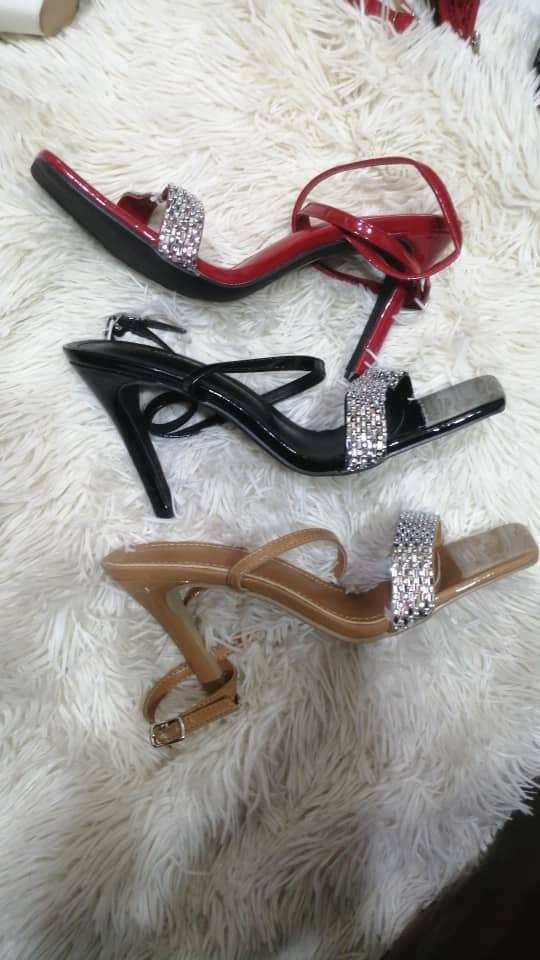 Sandales élégantes à talons