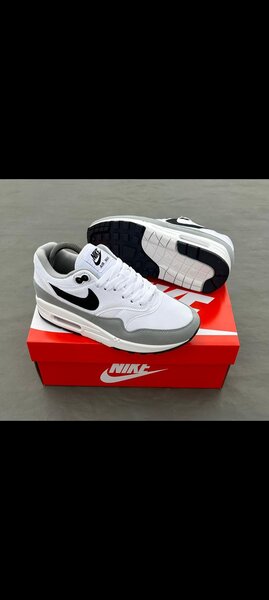 Baskets Nike Air Blanches