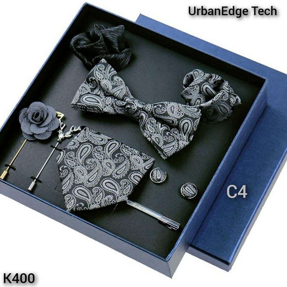 Men's 8 in 1 Necktie gift set. 