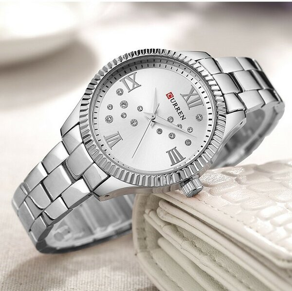 BURBERRY Montre Femme Acier Inoxydable