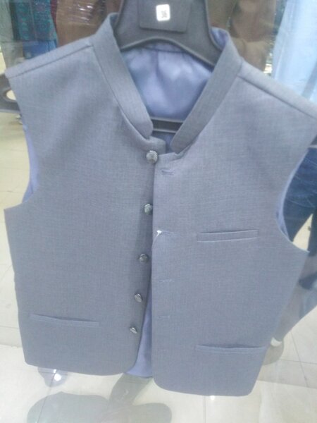 Vase coat