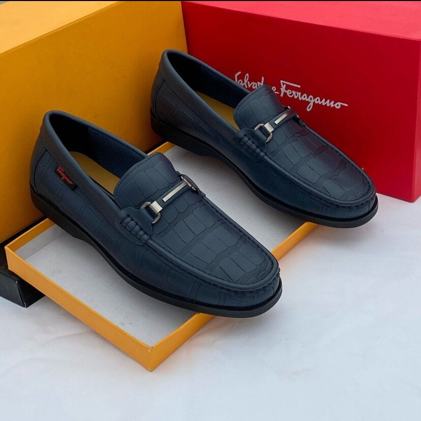 FERRAGAMMO CASUAL WEAR