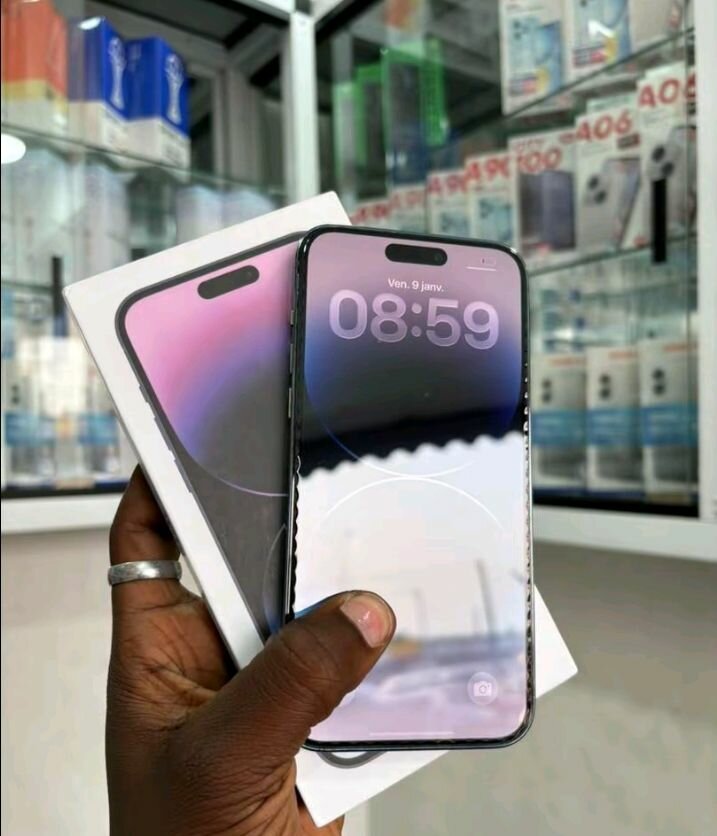 iPhone 14 Pro Violet