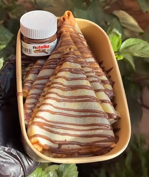 4 grandes Crêpes au Nutella