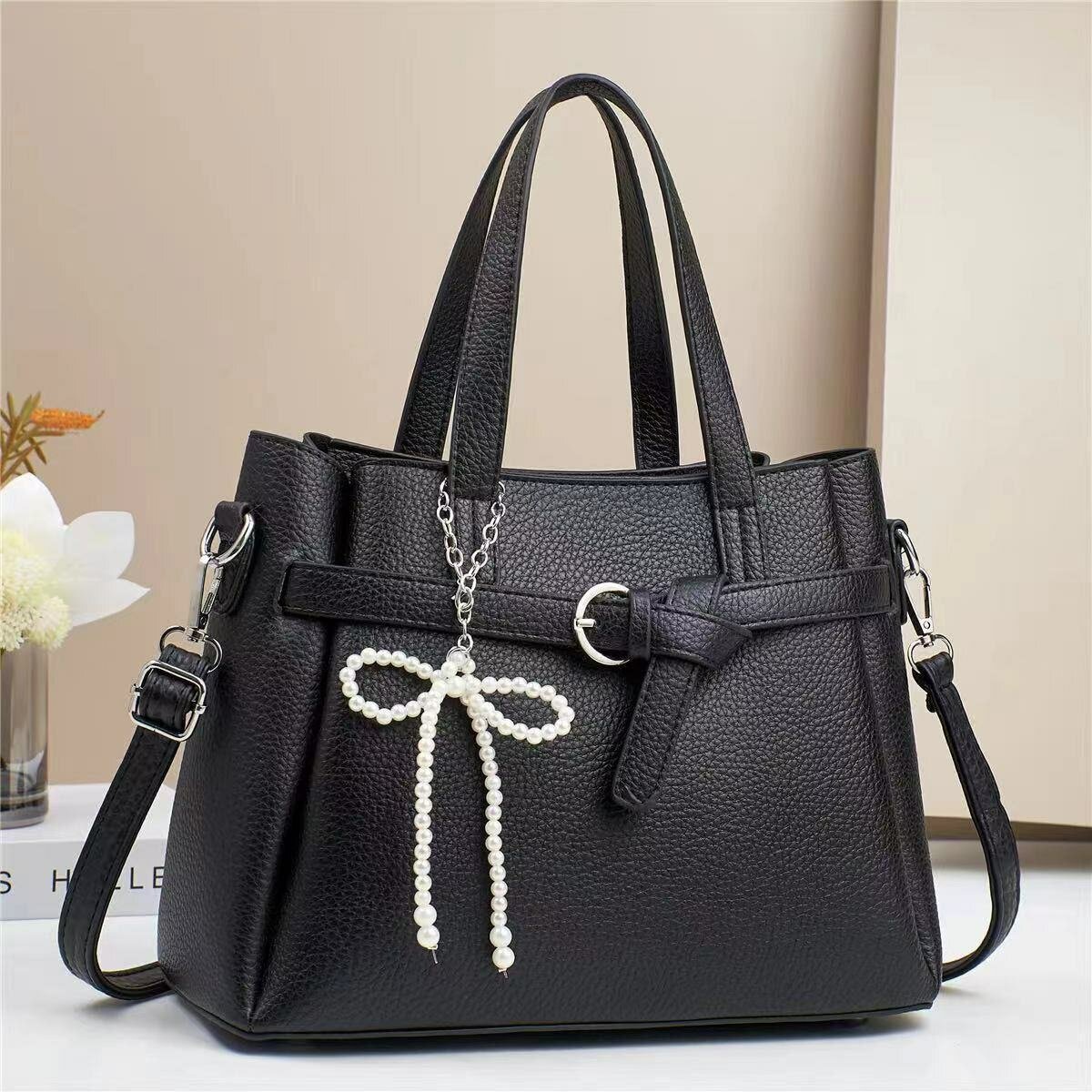 Sac à main élégant en cuir