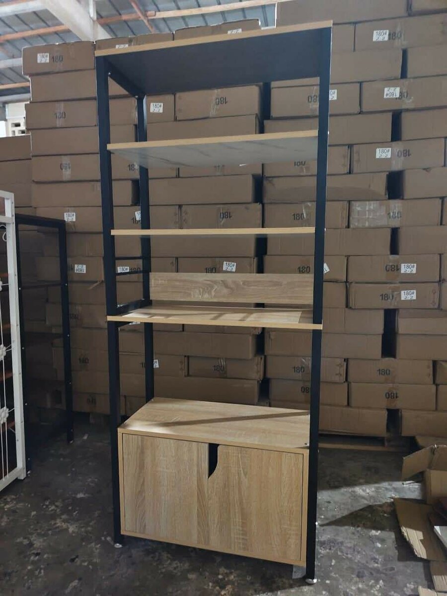 Étagère de rangement moderne