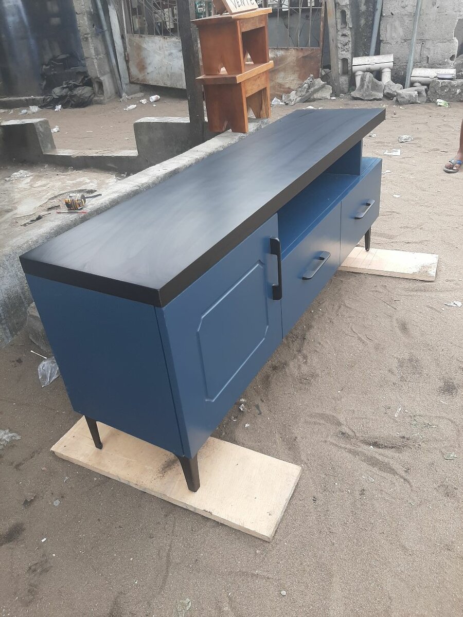 Meuble TV moderne bleu et noir