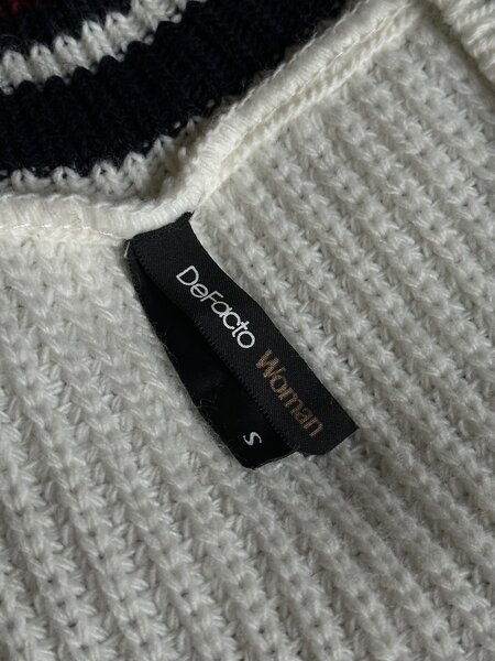 Жилетка/Безрукавка DeFacto