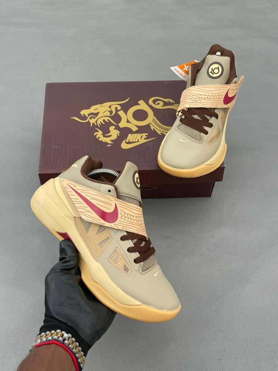 Chaussures de Basket Nike KD